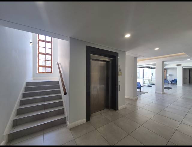 684M² OFFICE TO LET IN SANDTON CENTRAL
